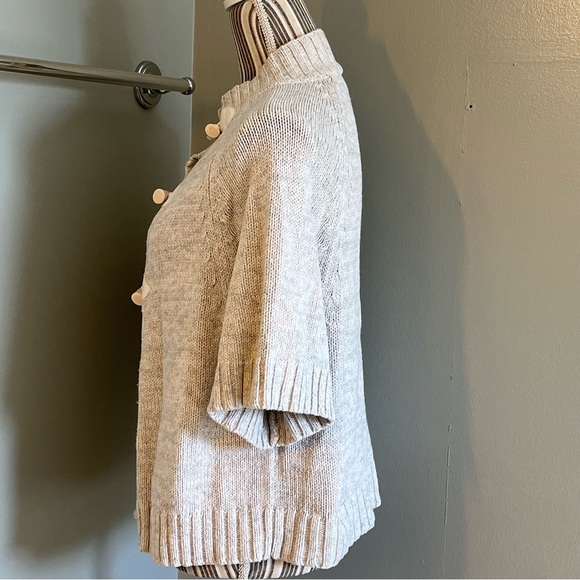 Old Navy Womens Short Sleeve Cardigan Toggle Button Up Gray Sweater Size M - Picture 3 of 12